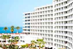 Hotel Palm Beach Club voorgevel